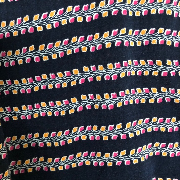 Gap printed tank - Picture 2 of 4